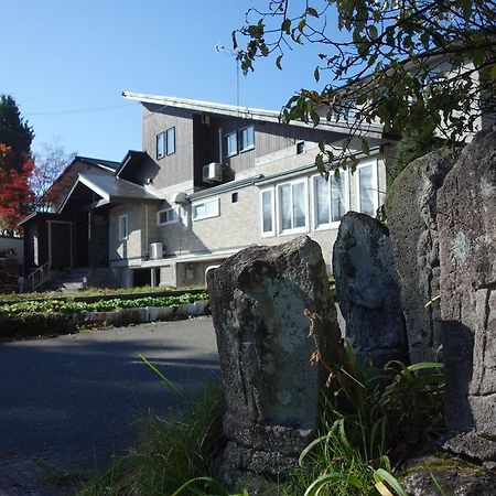 Community House Tyrolien Hotel Hakuba Luaran gambar