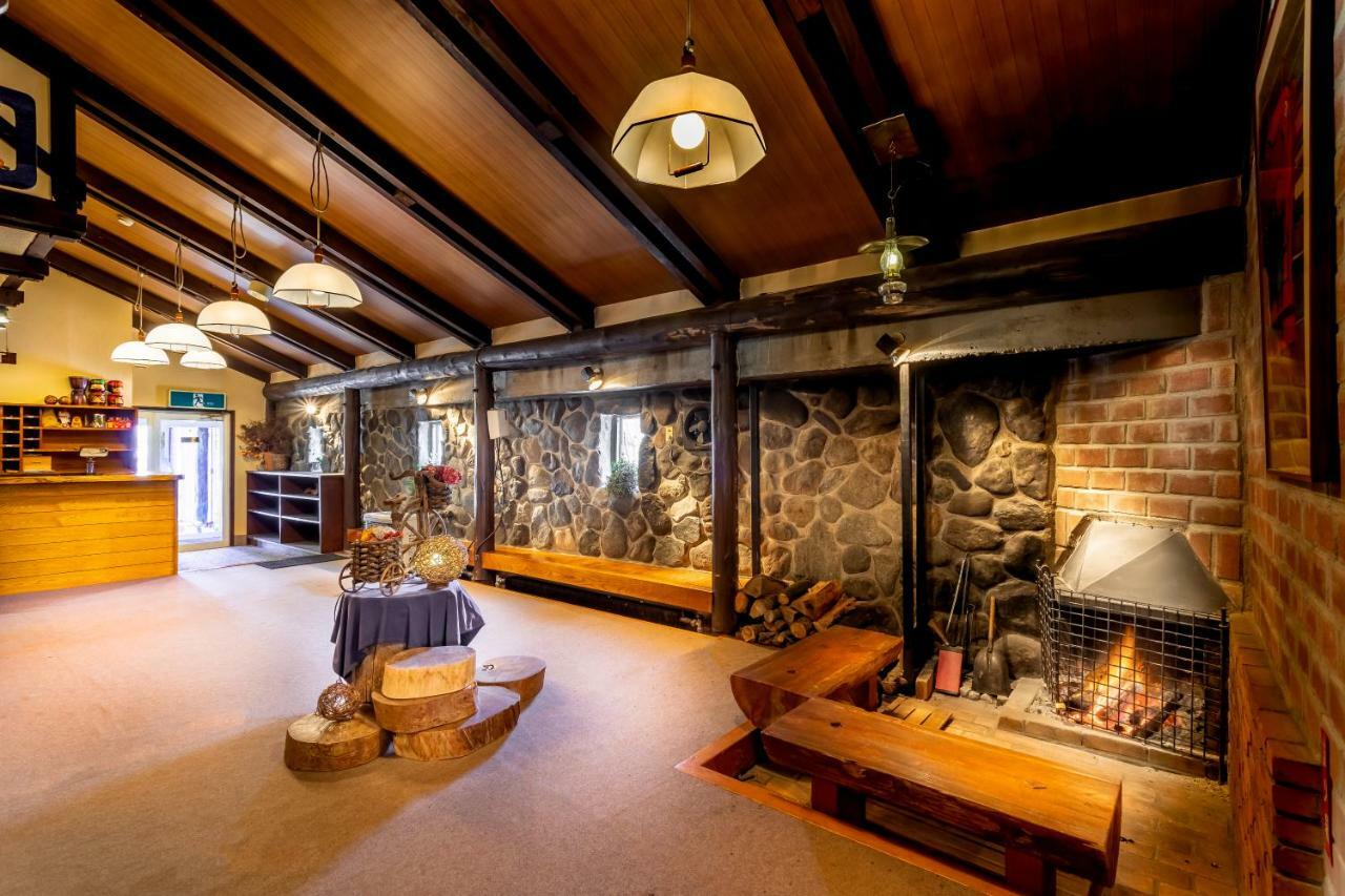 Community House Tyrolien Hotel Hakuba Luaran gambar